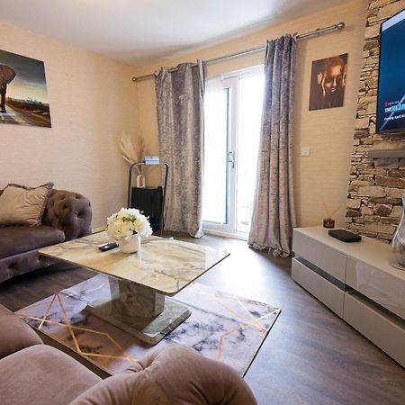 Five Star Rated Condo Манчестер Екстер'єр фото