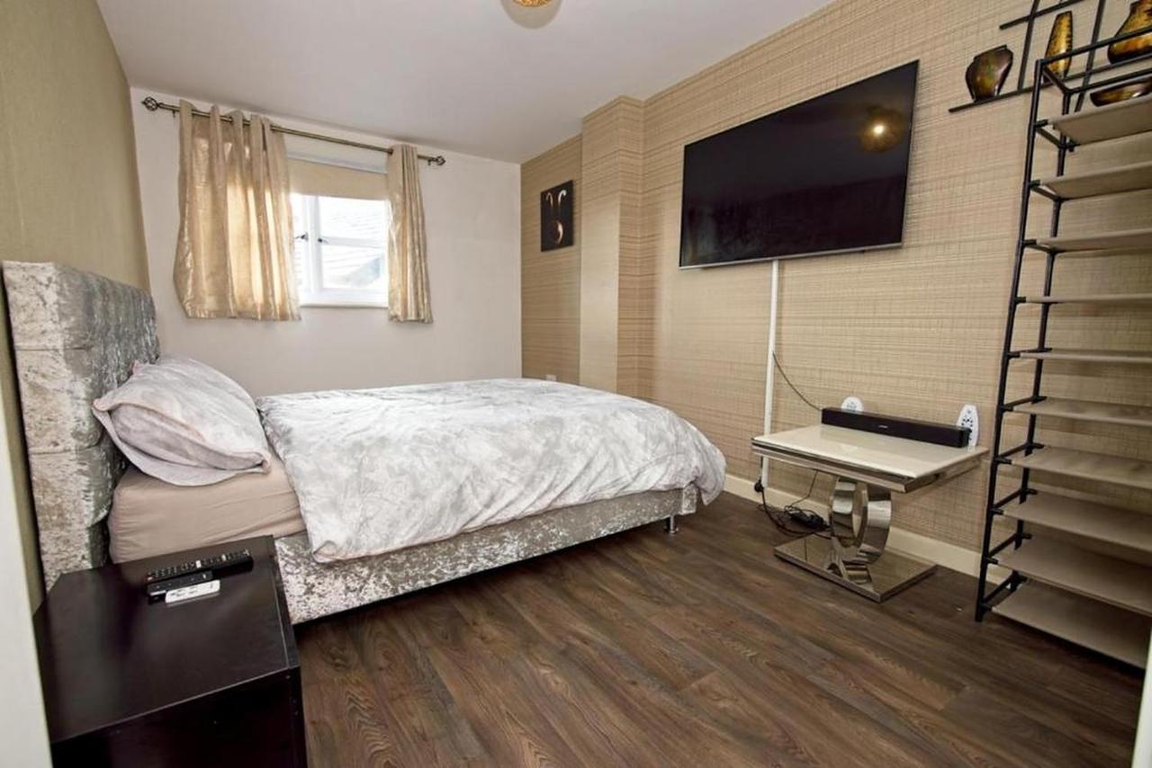 Five Star Rated Condo Манчестер Екстер'єр фото