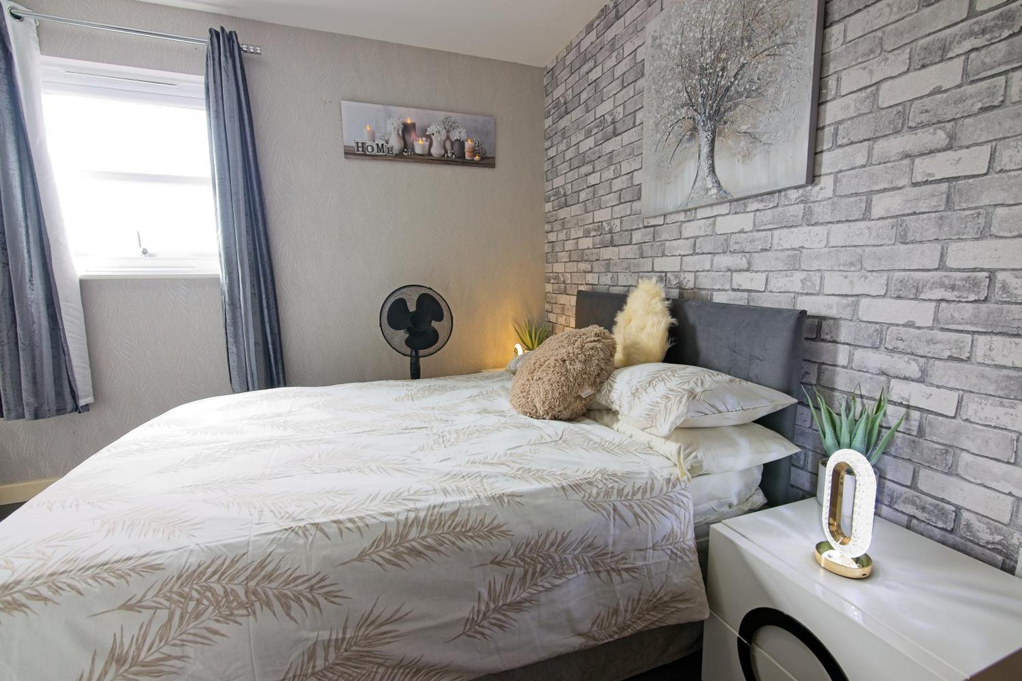 Five Star Rated Condo Манчестер Екстер'єр фото
